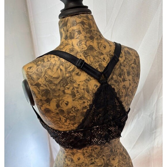 NWT Adore Me Black Front Latching Bra with Laced Back Size Women's 38DD - Picture 3 of 3